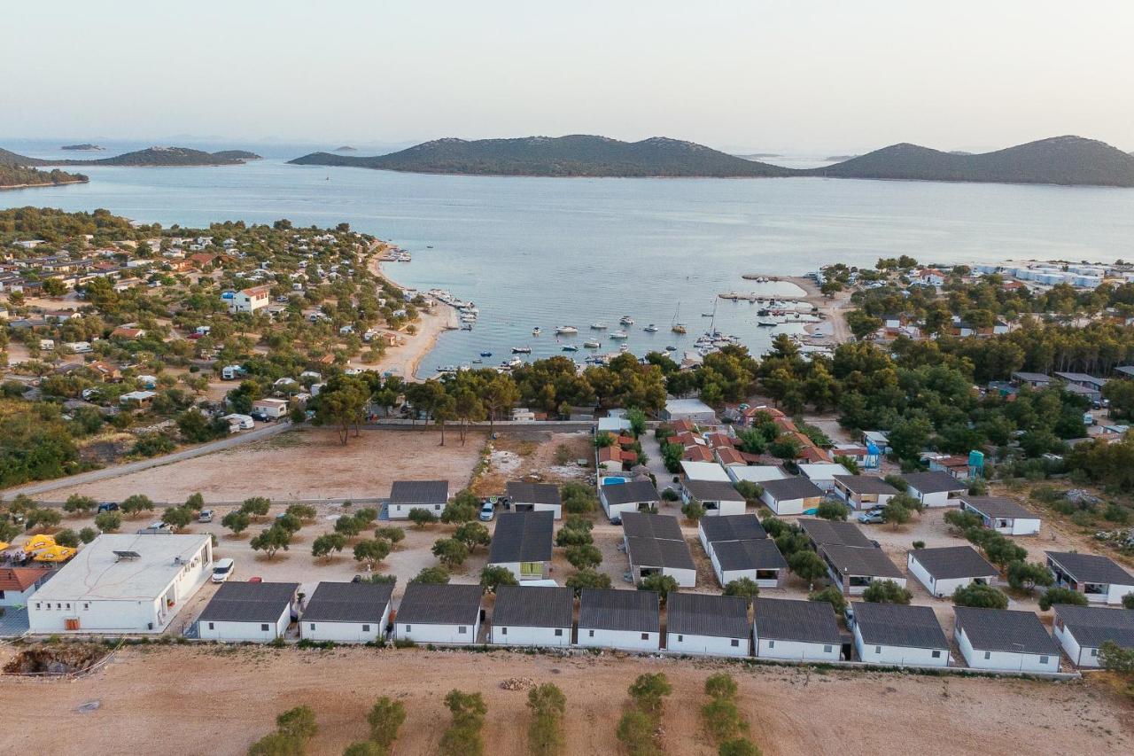 Amore Del Mare, Seaside Family Pace, Free Parking And Wifi In Camp Dalmatino Drage Dış mekan fotoğraf